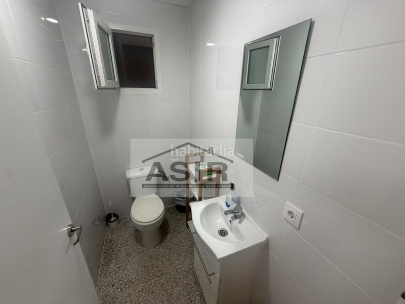 Foto 23b4d09b-fea5-4e10-9af0-47e3f8b4a7e6. Edificio  venta en Centre Alzira