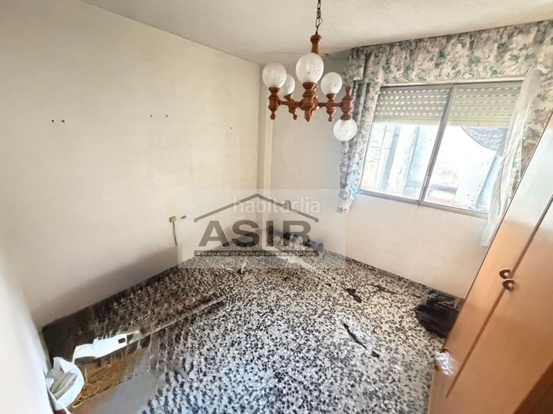 Foto 2af33700-3ba8-4d79-a5f2-f525941e6040. Edificio  venta en Centre Alzira