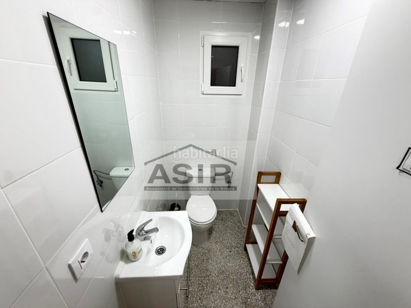 Foto 57fac943-b382-4dc1-ba4d-088200b1bfe2. Edificio  venta en Centre Alzira