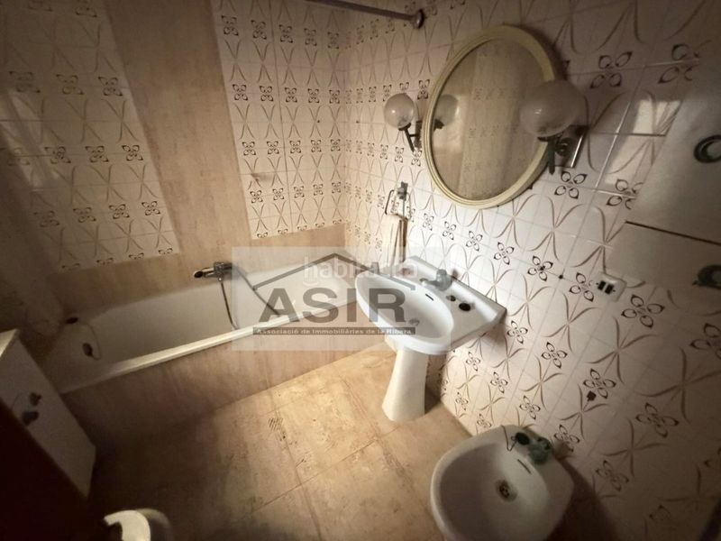 Foto 6c9e542e-5460-433b-93d8-95801ee51eb1. Edificio  venta en Centre Alzira