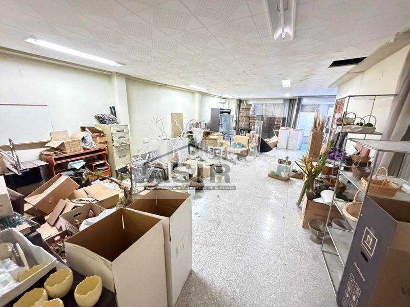 Foto 6fd8c34d-4b17-4857-b036-921dbc9b5593. Edificio  venta en Centre Alzira