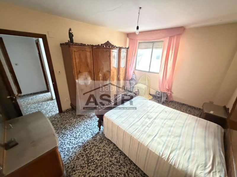 Foto d8c9f939-989a-43e6-bd84-4fcd32af136c. Edificio  venta en Centre Alzira