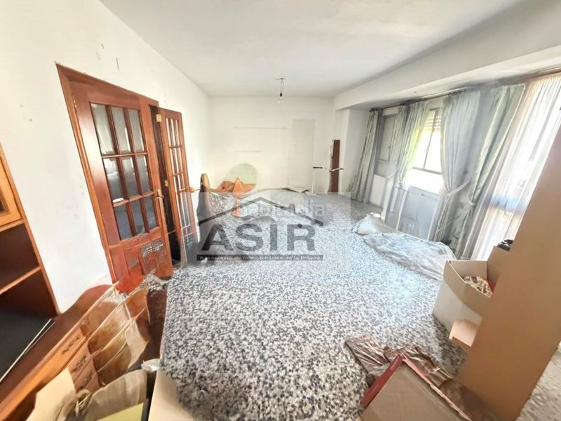 Foto ec4e9c57-f8d9-43c2-a378-7694adbbfdb1. Edificio  venta en Centre Alzira