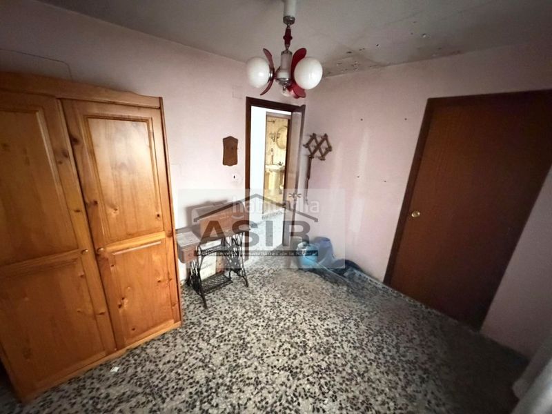 Foto f4177bb6-166b-44db-abf8-071bd2c556bc. Edificio  venta en Centre Alzira