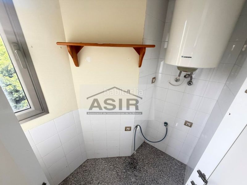 Foto 3349f2ed-ce9d-435e-9f10-0c90ad866966. Pis a Centre Alzira