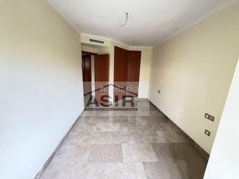 Foto be431502-d7bd-4091-b542-dd6a062b05e0. Pis a Centre Alzira