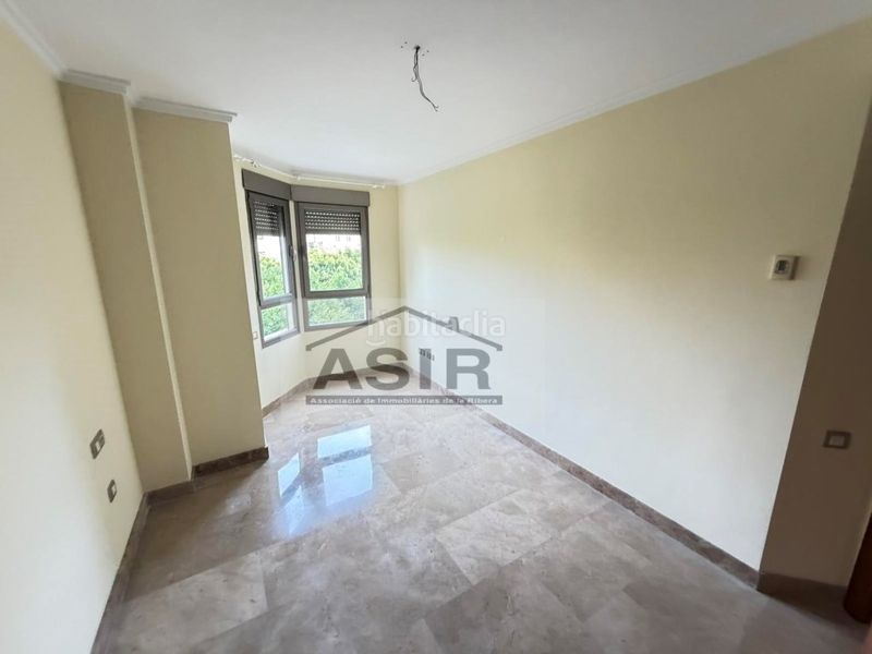Foto cef78186-c500-456d-9610-ef7c2eb03395. Pis a Centre Alzira