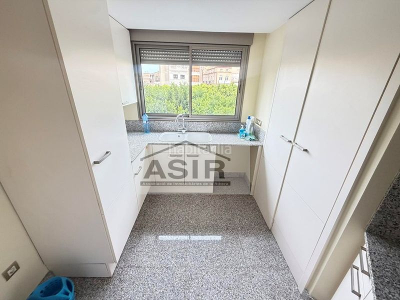 Foto d8be8ca6-ae01-41b7-be25-9d6c1f176345. Pis a Centre Alzira