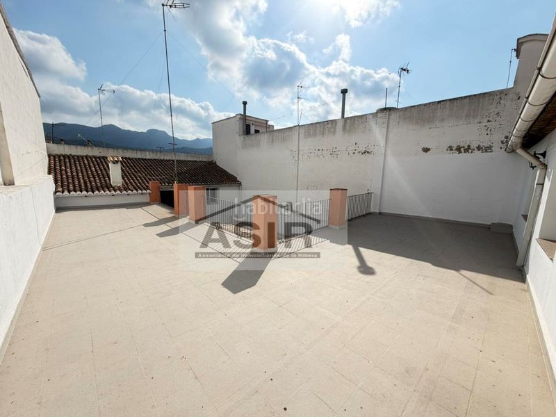 Foto 2b61d7ab-fcbf-4525-b2f0-1b0b101463c1. Casa  4 habitaciones venta en Urbanitzacions i Pedanies Sud Alzira