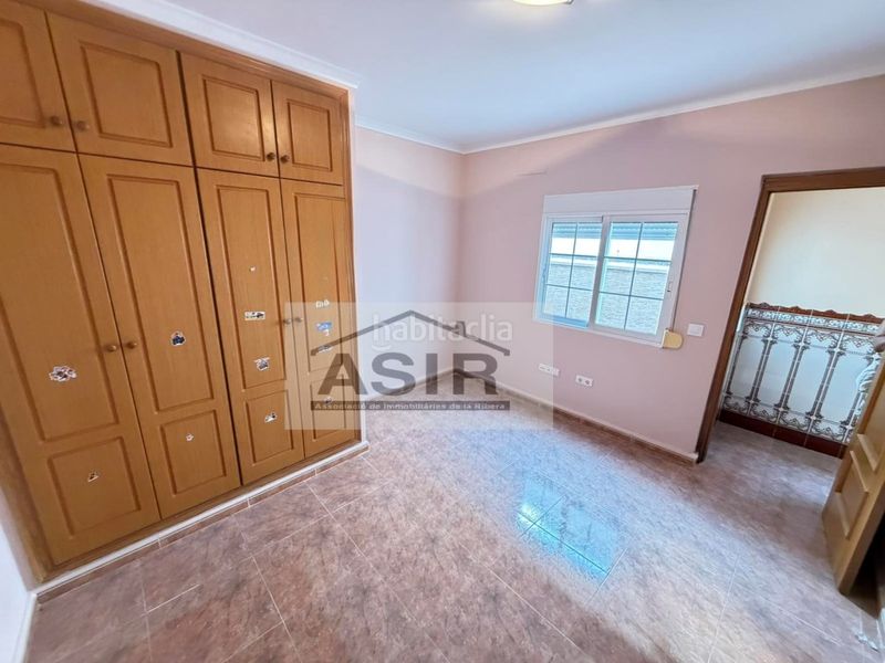Foto 37778557-fc72-4535-9a1f-dbfcdaf02816. Casa  4 habitaciones venta en Urbanitzacions i Pedanies Sud Alzira
