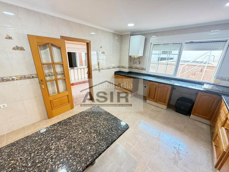 Foto 41658e15-178f-4c32-9c2d-341958da130c. Casa  4 habitaciones venta en Urbanitzacions i Pedanies Sud Alzira