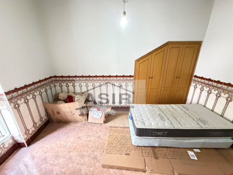 Foto f0ca069f-ca0b-4546-8ebb-3a73960906d1. Casa  4 habitaciones venta en Urbanitzacions i Pedanies Sud Alzira