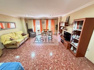 Miete Etagenwohnung  Calle jaume d'olid. Piso 3 habitaciones alquiler alzira