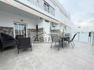 Casa  Avenida mestra josefina fernandez. Casa 4 habitaciones venta alzira
