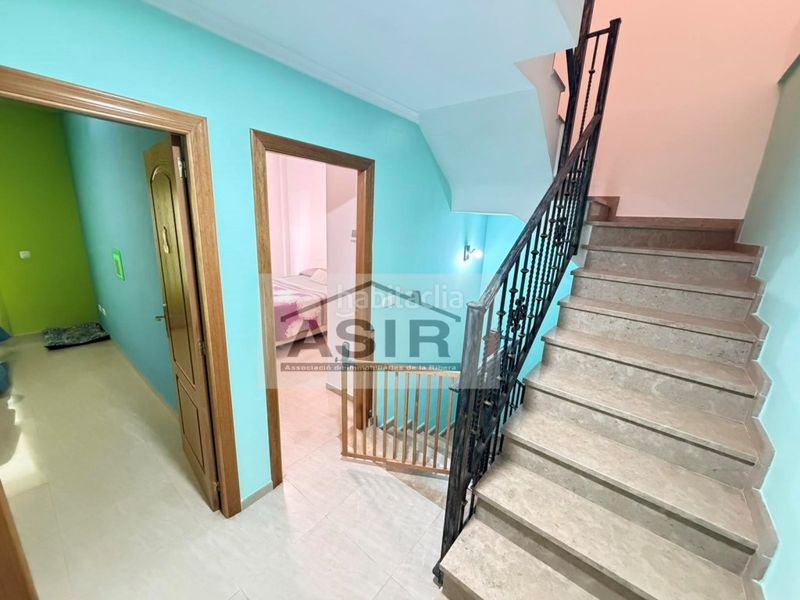 Foto 351c3981-2670-4e1f-a79b-474ae2d1fce8. Casa amb aparcament a Alquenència - Venècia Alzira