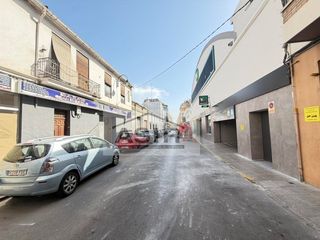 Business premise  Calle arquebisbe vich. Local comercial venta alzira