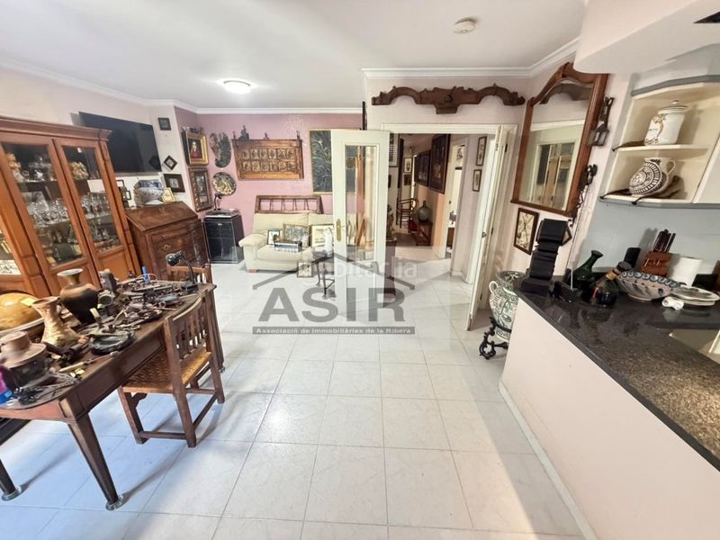 Foto a91795f9-8f55-4ce1-9a09-df0dc2e2e673. Casa  6 habitaciones venta en Albuixarres Alzira