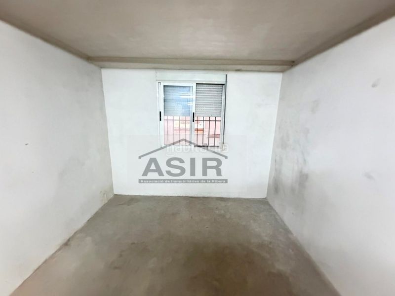 Foto 13bc1802-a1c4-46e1-a0e9-486f91875db5. Aparcament cotxe a Centre Alzira