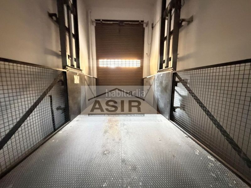 Foto 20e03c95-dbda-4333-a6ba-449849fb153d. Aparcament cotxe a Albuixarres Alzira