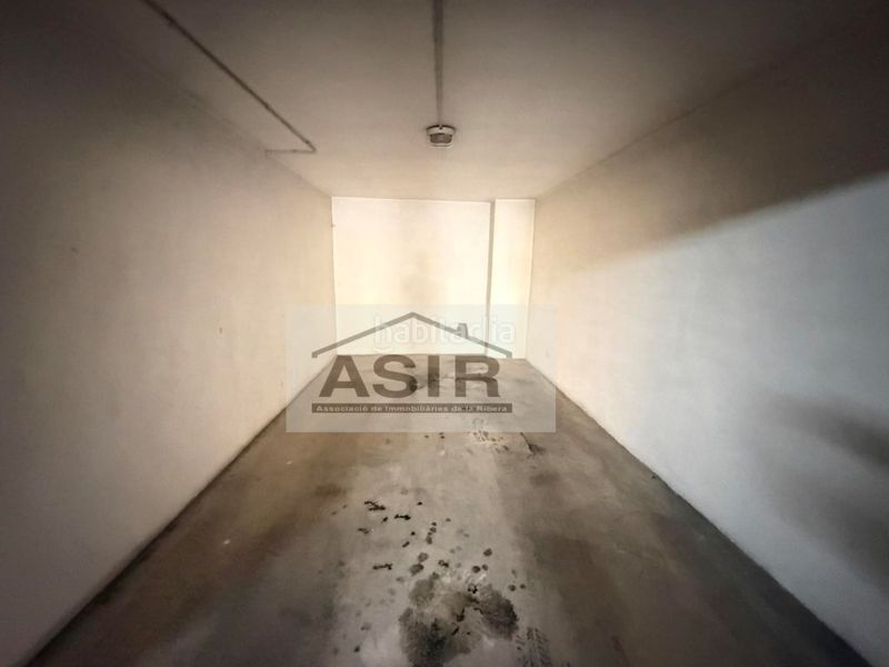 Foto d3a5c899-4e00-4d0e-9795-a78d0fa1e94e. Aparcament cotxe a Albuixarres Alzira