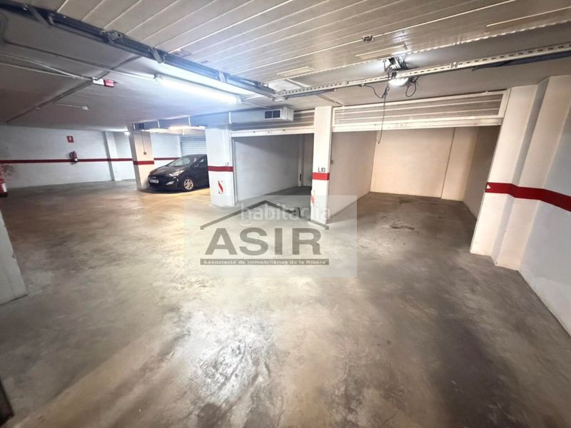 Foto e42b8371-8192-433c-a7fd-7bf3cbfef9c9. Aparcament cotxe a Albuixarres Alzira
