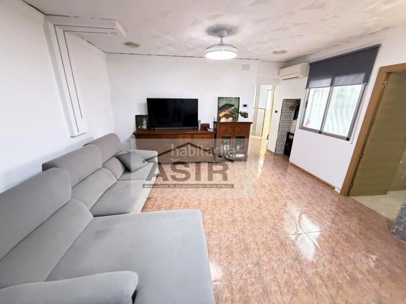 Foto 3a0cb64b-3b38-4f4d-953c-d79696b8f0e3. Rent house with parking in Alquenència - Venècia Alzira