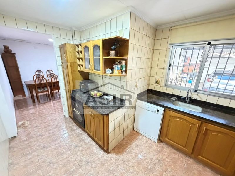 Foto 8339eff8-46d6-454a-9235-4a2d0713379c. Rent house with parking in Alquenència - Venècia Alzira