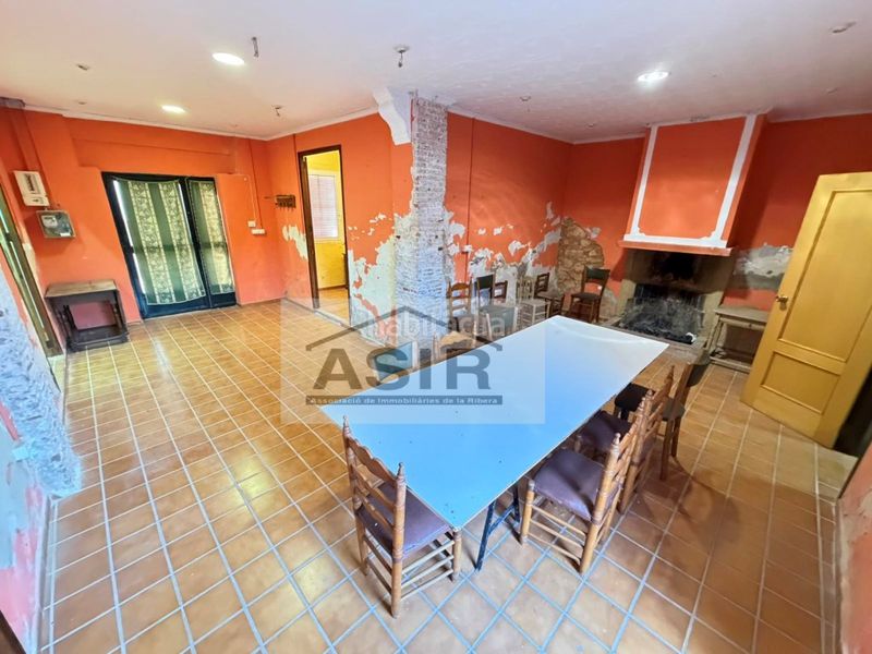 Foto eae51cbd-5ea3-47fd-984e-95c6d8a45861. Casa amb aparcament a Rafelguaraf