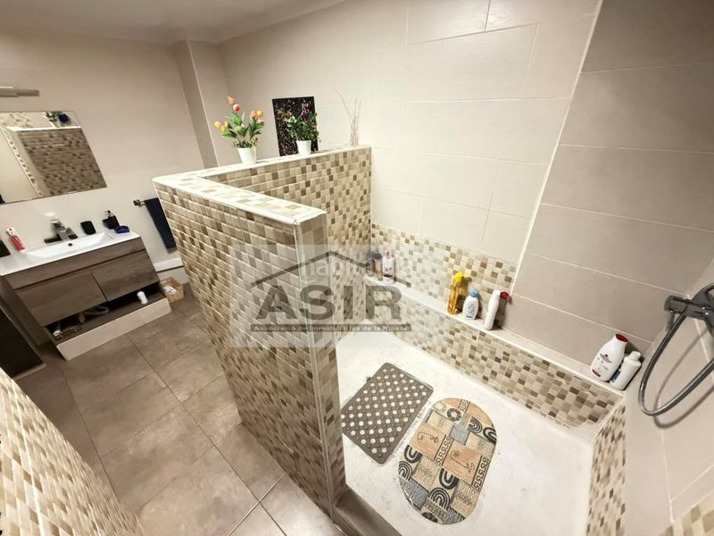Foto b2111ff1-f63a-4399-a448-05564c7b5548. Pis a Polinyà de Xúquer