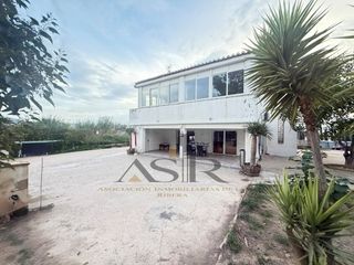 Chalet  Calle llimoners. Chalet 5 habitaciones venta alzira