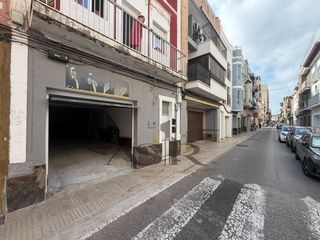 Local Comercial a Calle Reis Catolics