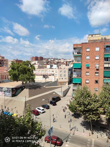 Foto ce422927-94f4-49a5-95d6-f84efdc1a399. Piso en avinguda del marquès de sant mori 47 vt_137_ oportunidad unica junto a metro linea 10 la salut_ en Badalona