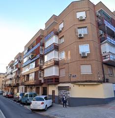 Pis a Moscardó. Piso en venta en madrid