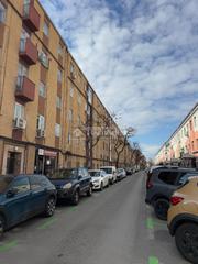 Pis a Moscardó. Piso en venta en madrid