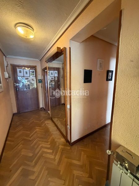 Foto ed4443c6-e215-47cf-b0f0-c9f8b2b0bef6. Piso  en venta en Moscardó Madrid