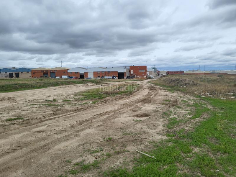 Foto 68594132-2fbb-4f15-91b2-e1c5405dbf4d. Finca rústica a Torrejón de la Calzada