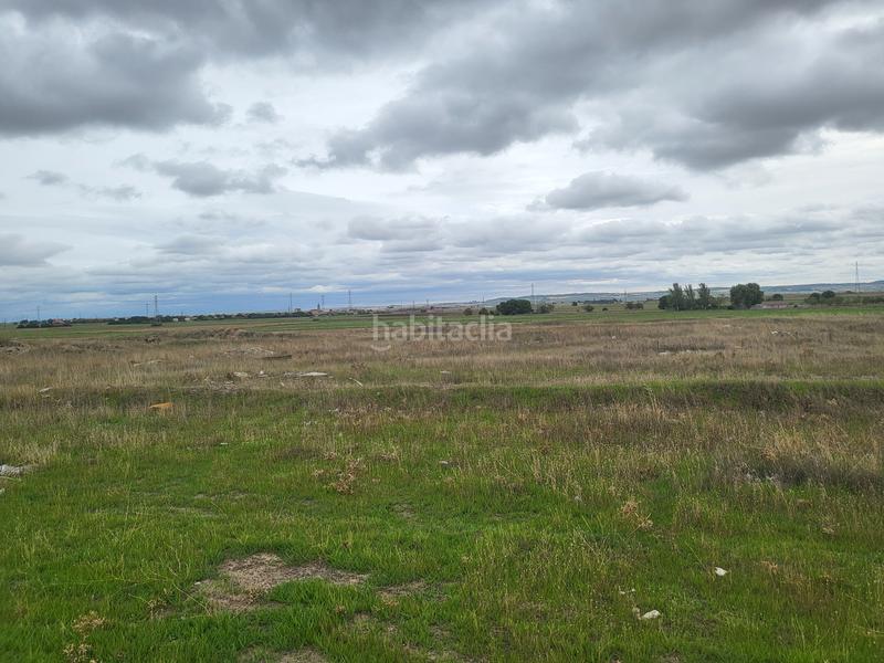 Foto ed35112d-81e8-46d0-ac33-e3e488c2c112. Finca rústica a Torrejón de la Calzada