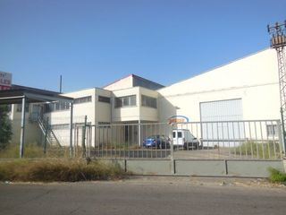 Nau industrial  Calle varsovia