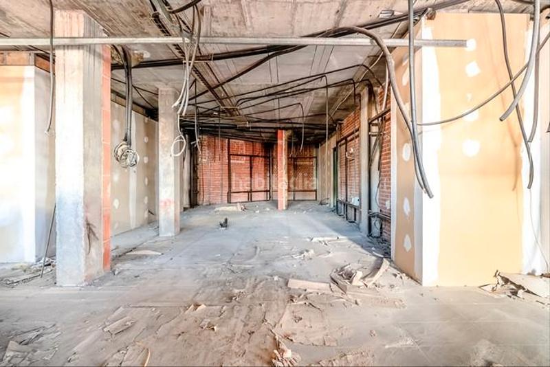 Foto f133235b-cd2f-45cb-9d38-367a21e987e7. Local comercial en avenida de madrid 10 en Zona Industrial Borreguno-Camporrosso Ciempozuelos