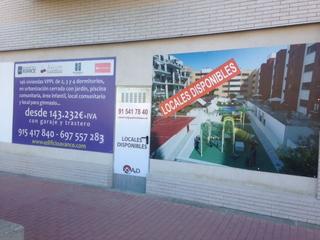 Local commercial à Paseo de santiago casares quiroga 3. Último local comercial, a pie de calle, para ubicar tu nuevo neg