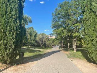Pis a Los Rosales. Piso en venta en madrid