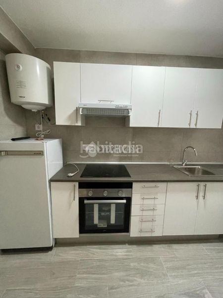 Foto dfbc291c-a7a5-4f3d-be72-b5433e22c4e3. Piso  en venta en Los Rosales Madrid