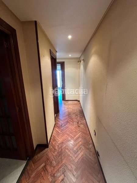 Foto c98998a5-607d-4ed7-8164-c93e16bcc530. Flat with heating in Los Ángeles Madrid