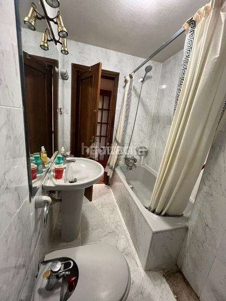 Foto f1f95d7b-22b1-4e90-9404-7f6ec051fdc1. Flat with heating in Los Ángeles Madrid