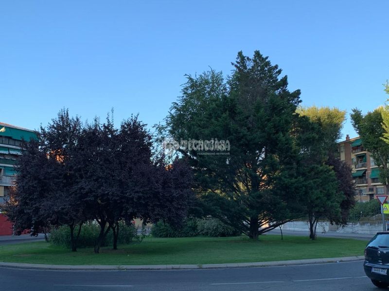 Foto c24c5ebb-05ba-41aa-9faa-3e429f0357bd. Flat with heating in Los Rosales Madrid