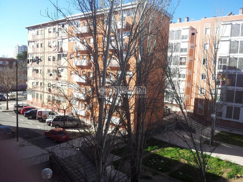 Foto ce0c782a-7ca9-418e-9aac-3301ebcb452c. Pis amb calefacció a San Cristóbal Madrid
