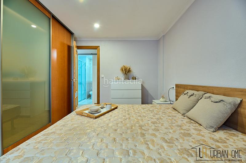 Foto ca6aeecc-0392-4400-8122-225c79b05c57. Piso venta de piso calle navarro cabanes 39, en Nou Moles Valencia