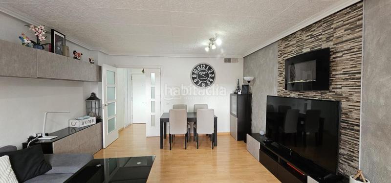 Foto 1374a5cb-0cc7-469b-98ca-78572147e522. Piso  en venta en Valleaguado-La Cañada Coslada