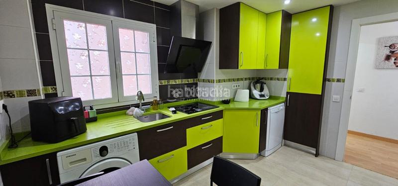 Foto fa80bbaf-a34d-4e19-9ae3-9d3707e4b630. Piso  en venta en Valleaguado-La Cañada Coslada