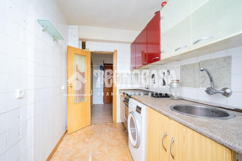 Foto 4c7d8dc3-6b15-4a63-a62e-8225e4560b31. Pis a La Espinilla-Parque Blanco Coslada